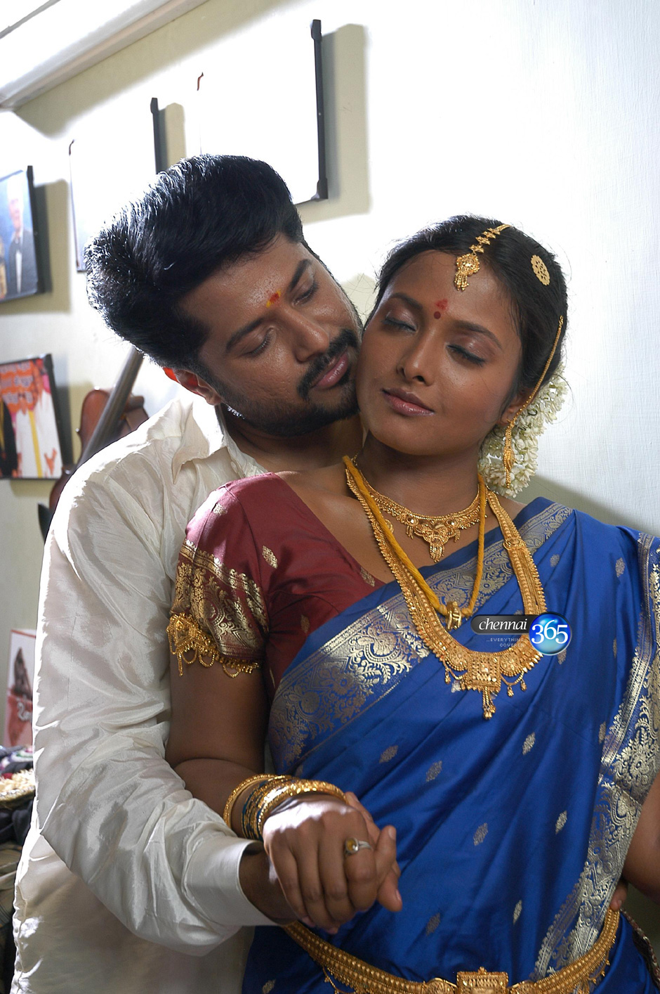 Meesaya Murukku Movie Stills | Chennai365
