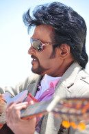 Endhiran Movie Stills and Photo Gallery