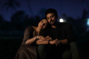 Sathamindri Mutham Tha Movie Stills and Gallery