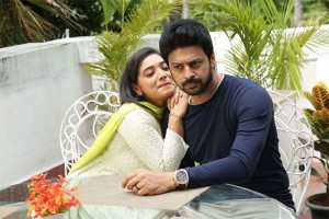 Sathamindri Mutham Tha Movie Stills and Gallery