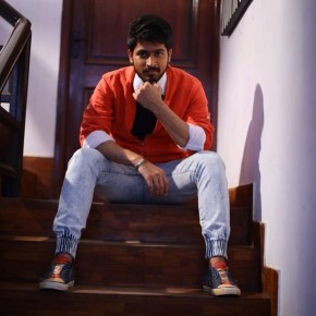 Actor-Harish-Kalyan-Photo-Shoot-11