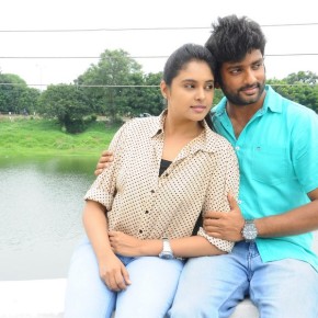 Arthanaari-Movie-Photos-2