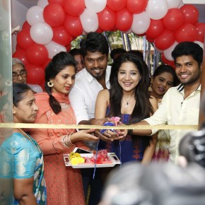 B Image Unisex Salon & MakeOver Studio Inaguration Images