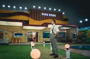 Bigg Boss Tamil 2 Stills and Photos Gallery