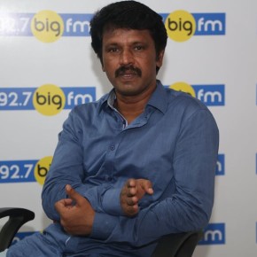 Director-Cheran-at-BIG-FM-Photos-4