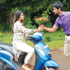 Gemini Ganeshanum Suruli Raajanum Stills (4)