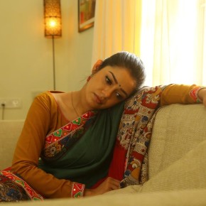 Iravukku Aayiram Kangal Movie Stills