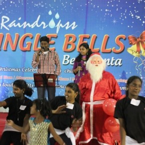 Jingle-Bells-Christmas-Celebration-Stills-748e00012232013e