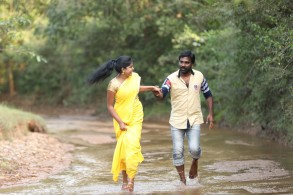 Kadhal Enaku Romba Pidikum Movie Photos Gallery and Stills