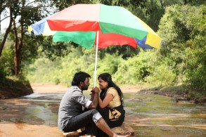 Kadhal Enaku Romba Pidikum Movie Photos Gallery and Stills