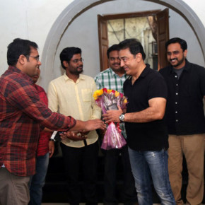 Kalyana-Samayal-Sadham-Team-met-Kamal-Haasan-Stills-146k00012262013k