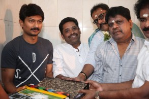 Kanney Kalaimaney Movie Poojai Stills