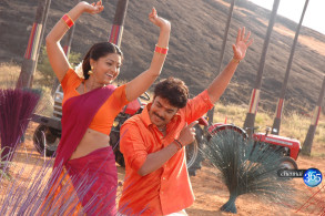 Murattu Kaalai Movie Photos Gallery