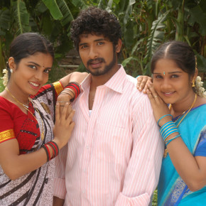 Oththa Veedu Movie Stills