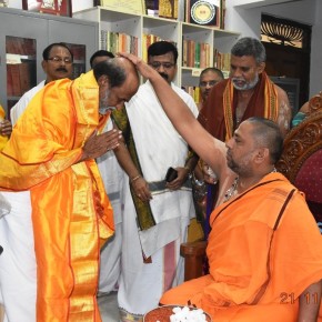 Rajinikanth Visits Mantralayam Temple