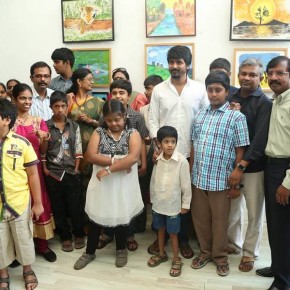 Sivakarthikeyan inaugurates RIOTS Art Exhibition  (5)