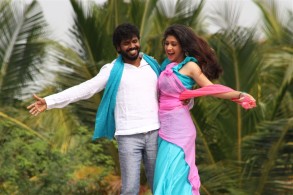 Tea Kadai Bench Movie Stills