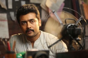 Thaanaa Serndha Koottam Movie Stills