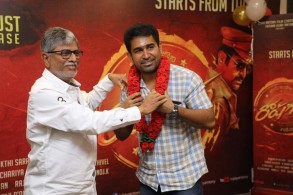 Thimiru Pudichavan Movie Launch Stills