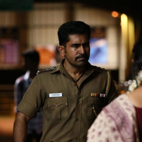 Thimiru Pudichavan Movie On Location Stills and Photos Gallery