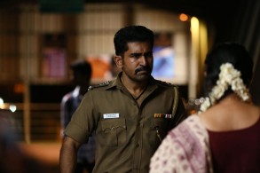 Thimiru Pudichavan Movie On Location Stills and Photos Gallery